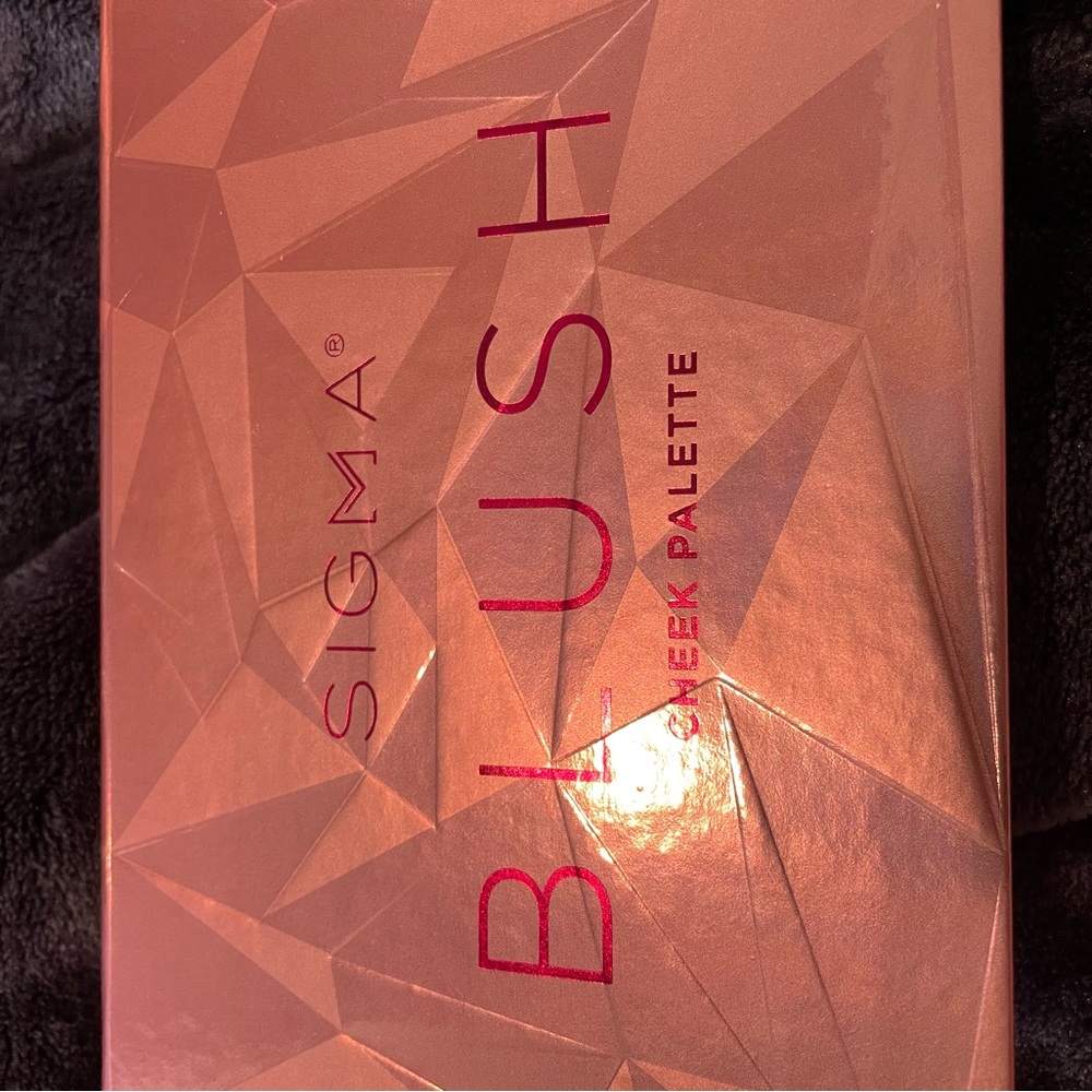 New sigma blush